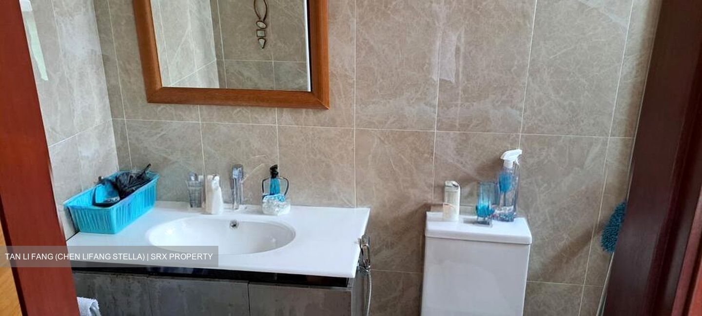 Florence Road (D19), Terrace #496340721